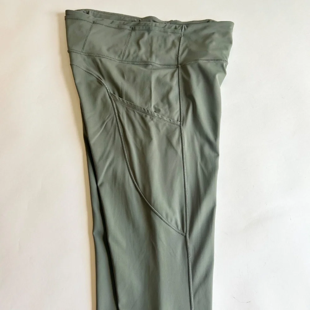 lululemon athletica Green Leggings - Picture 8 of 16